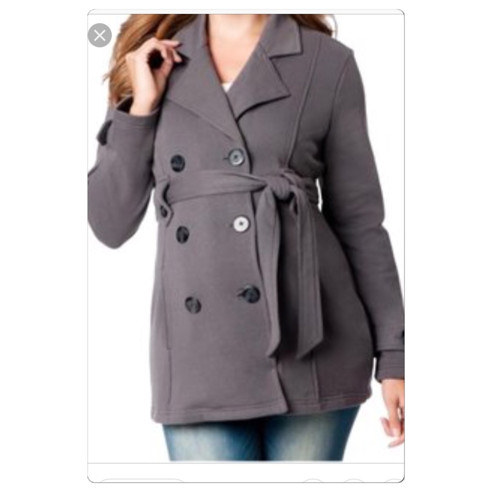 Maternity jacket 👶🤰 HOST PICK 🤰 👶